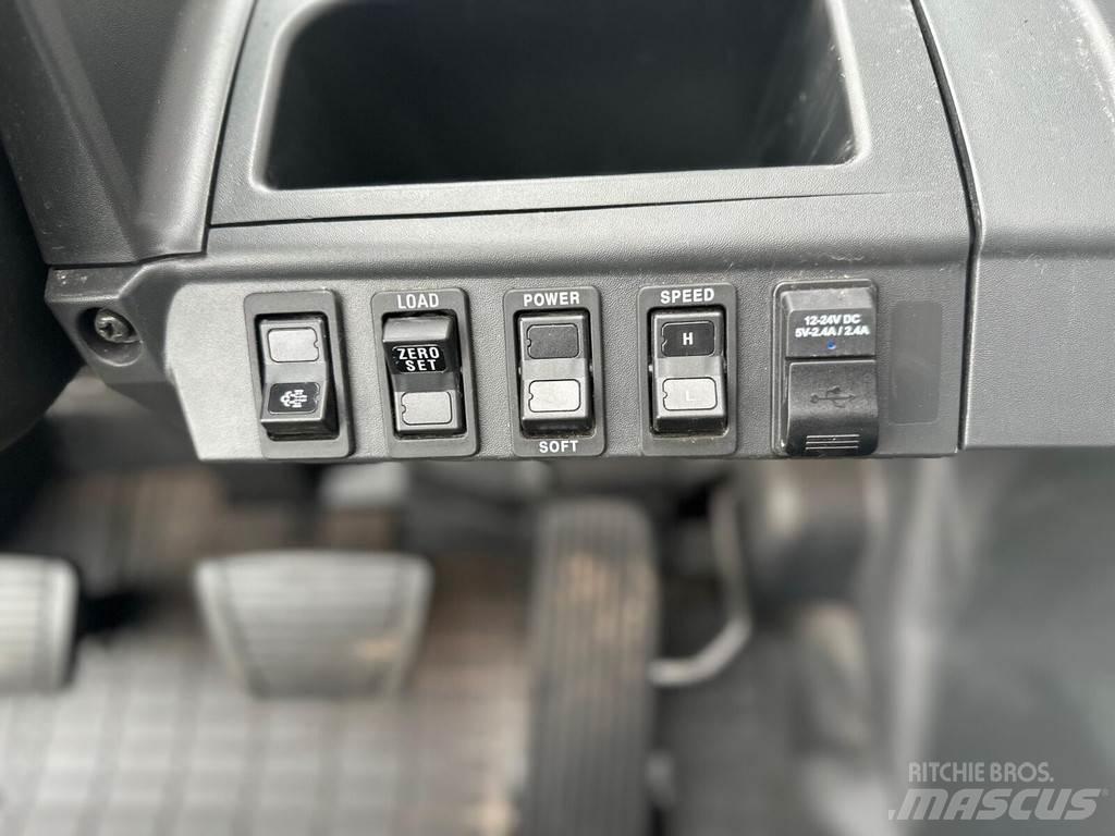 Mitsubishi FD25N3 Diesel Stapler