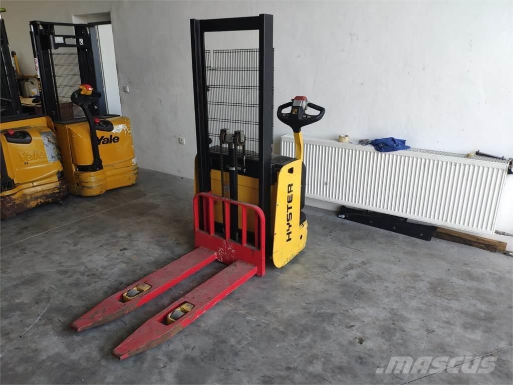 Hyster S1.0E Selbstfahrstapler
