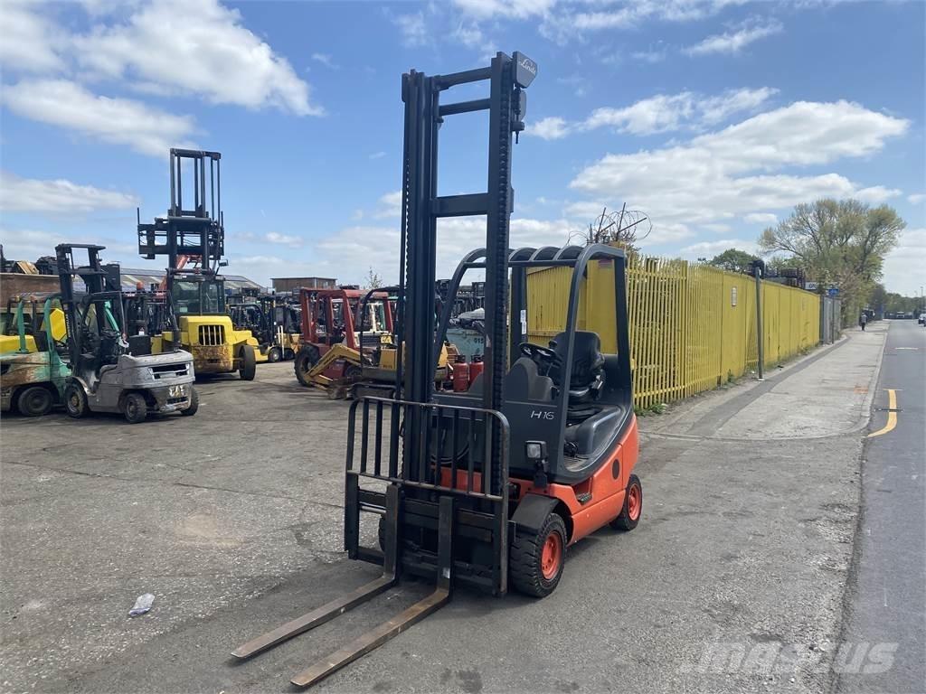 Linde H16T-03 Gas Stapler