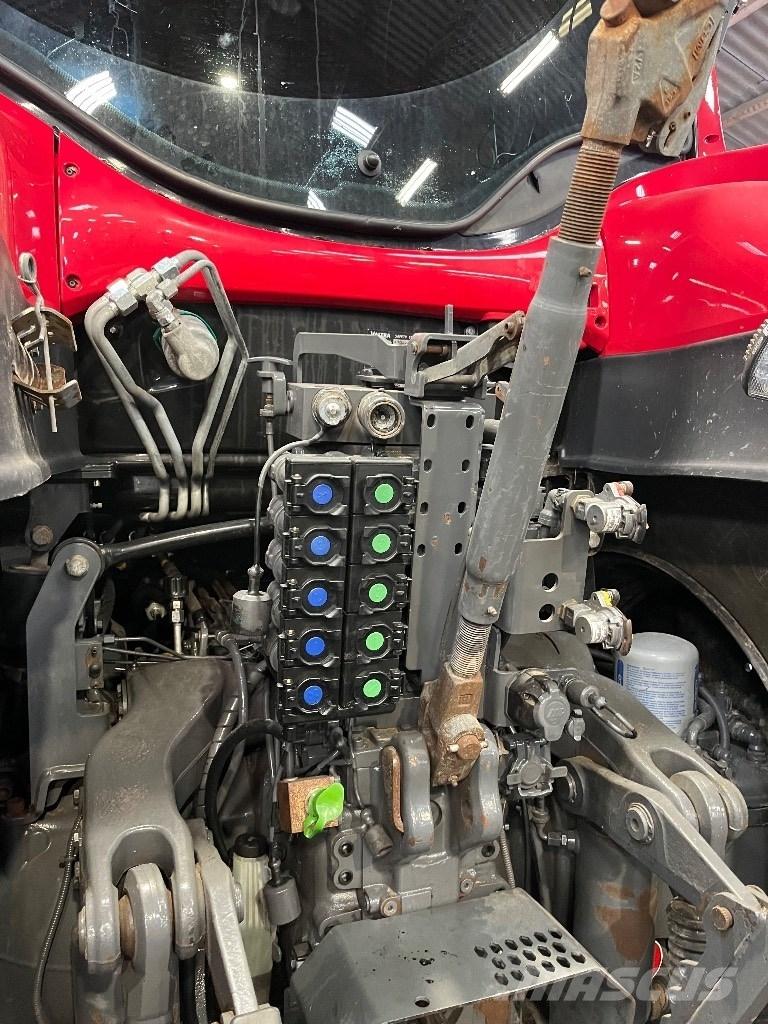 Valtra T235 Traktoren