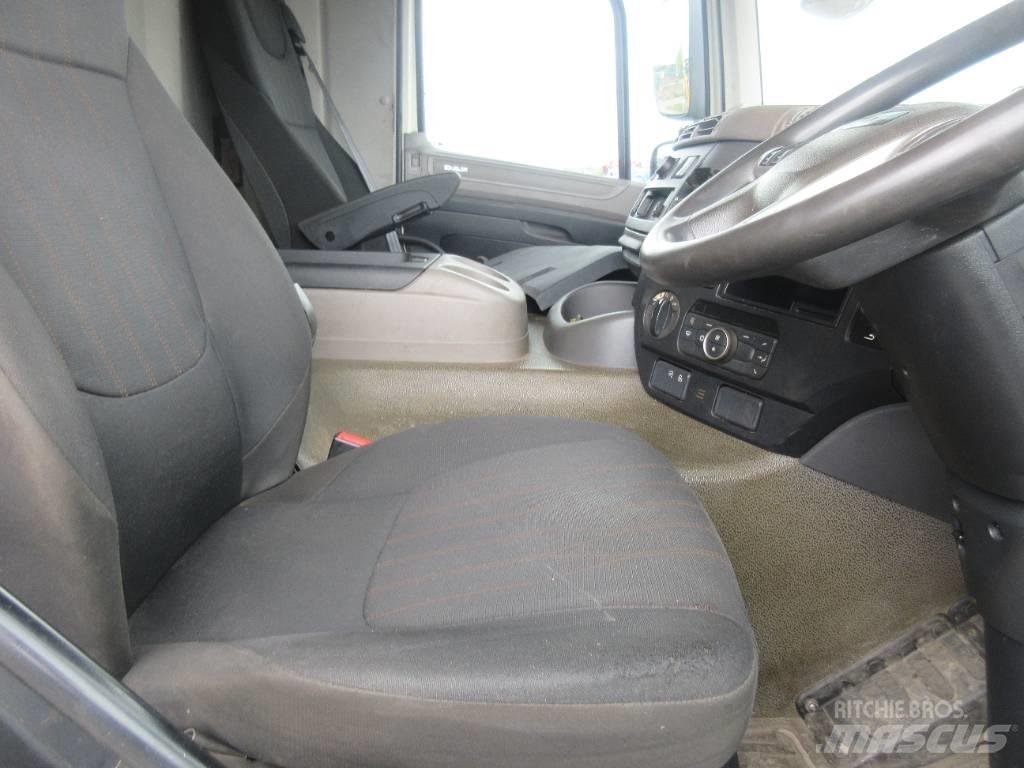 DAF CF450 Pritschenwagen mit Seilwinde