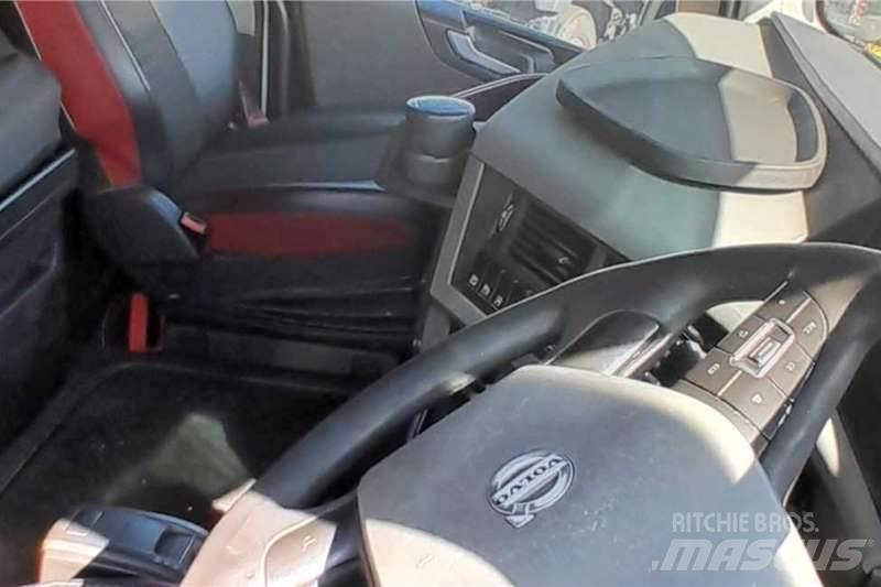 Volvo FH 440 Andere Fahrzeuge
