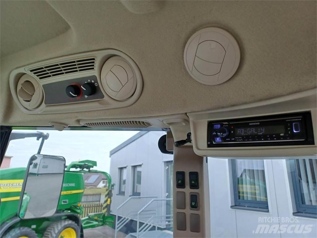John Deere 5058E Traktoren