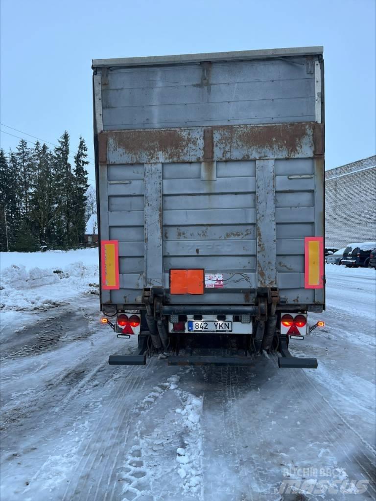 Krone Madel SD Curtainsiderauflieger