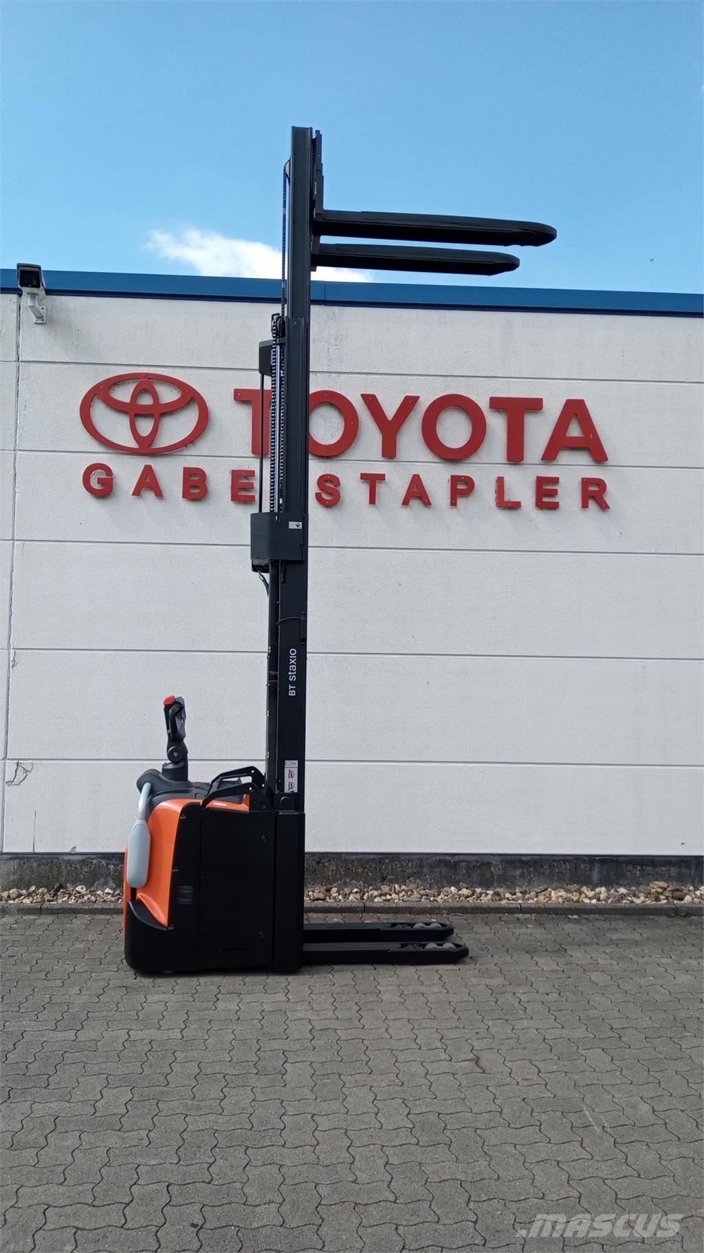 Toyota SPE160L Selbstfahrstapler