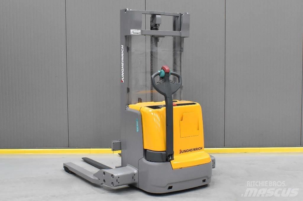 Jungheinrich EJC B12 Deichselstapler