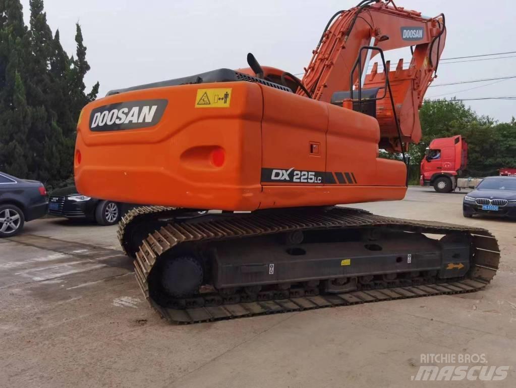 Doosan dx225 Raupenbagger