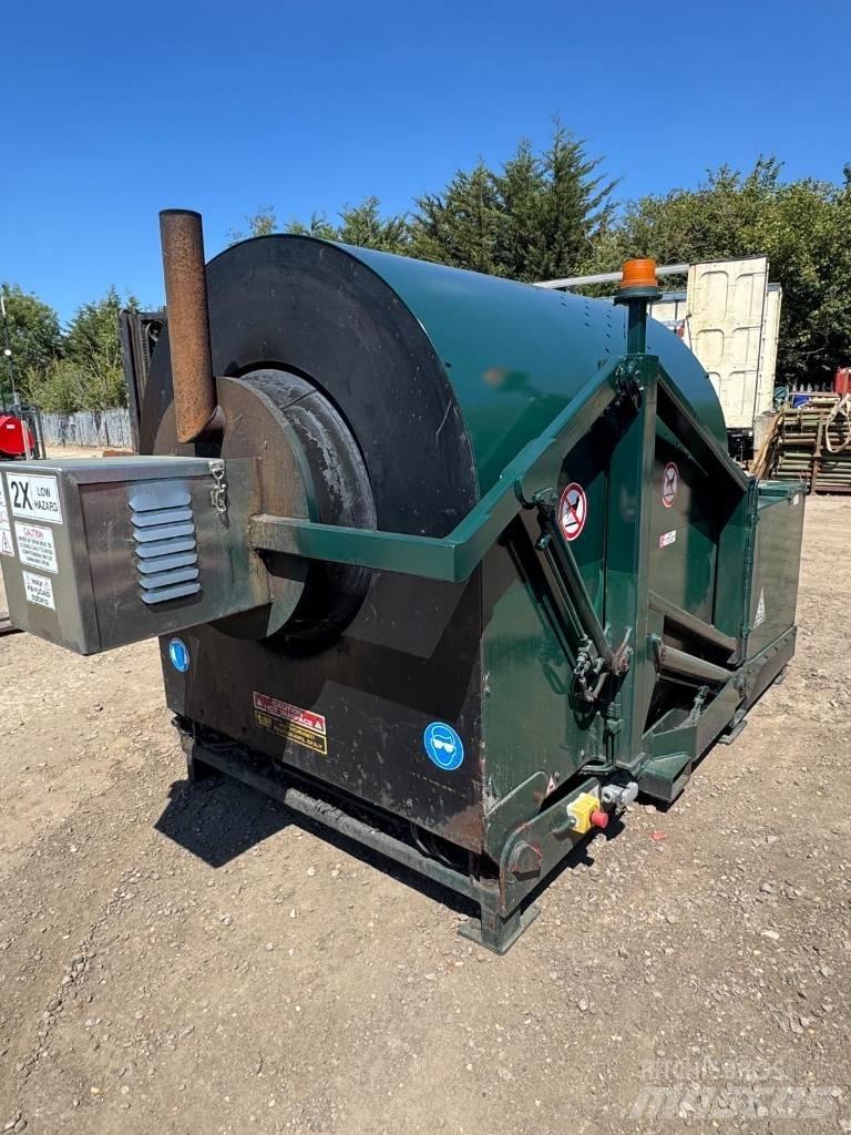  ROADMENDER MODEL 2 Kleine Asphaltmaschinen