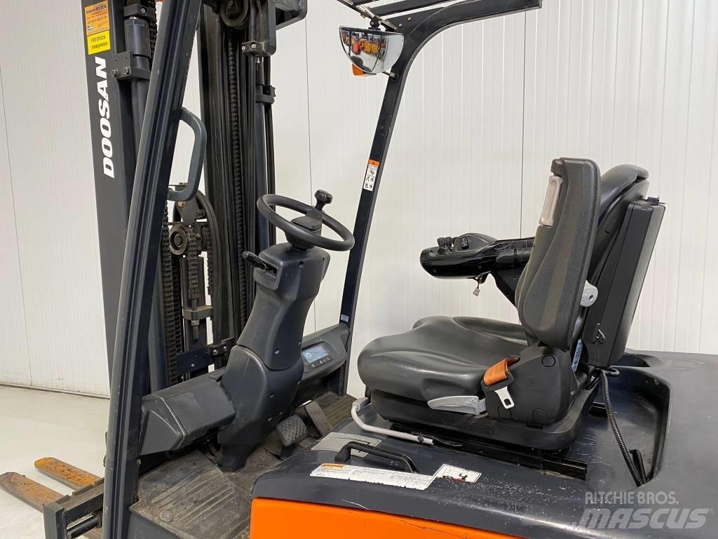 Doosan B20TL-7 Elektro Stapler