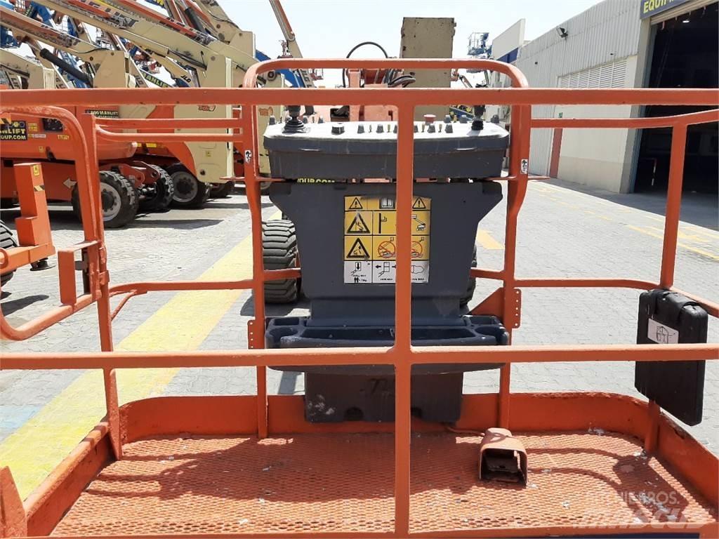 JLG 450AJ Gelenkteleskoparbeitsbühnen