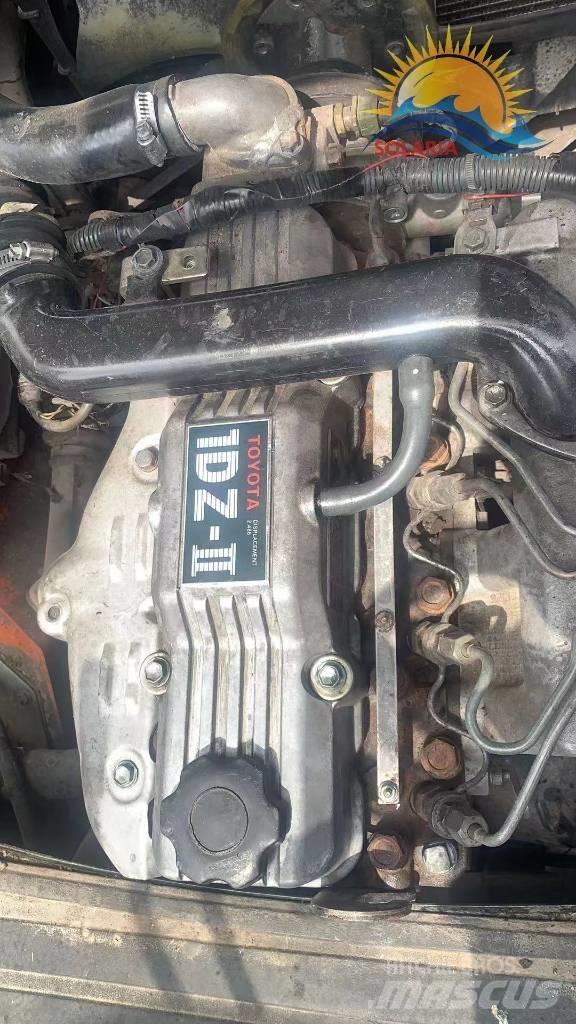 Toyota FD25 Diesel Stapler