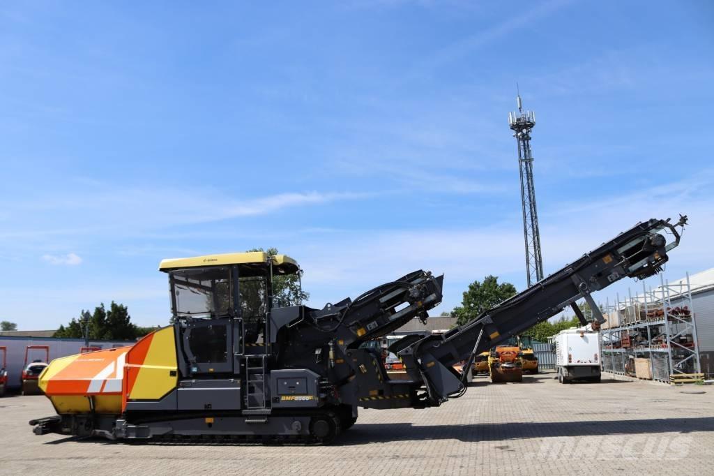 Bomag BMF 2500 S Strassenfertiger
