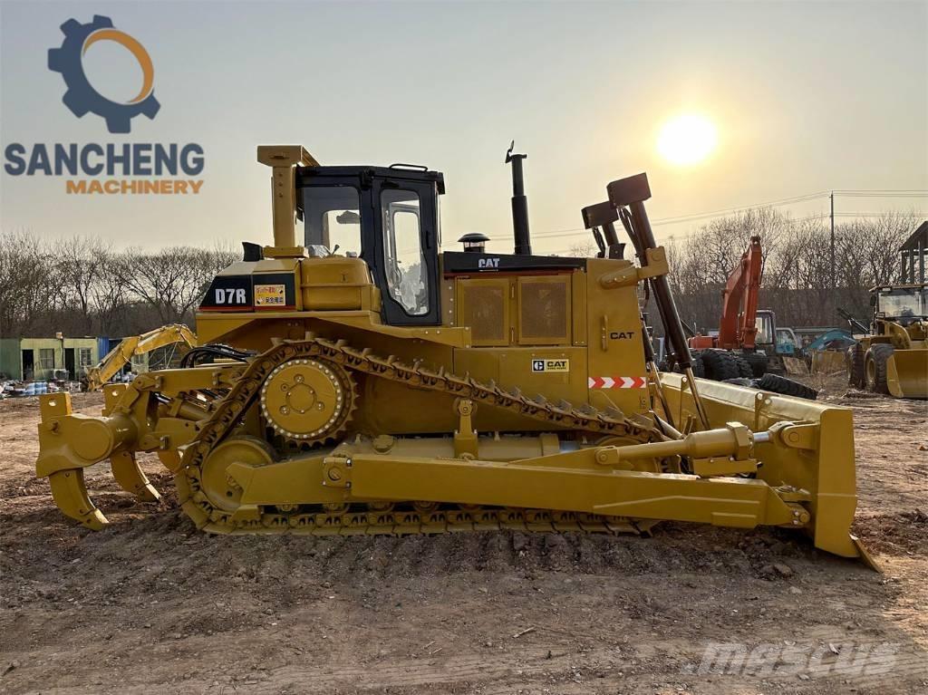 CAT D7R Bulldozer