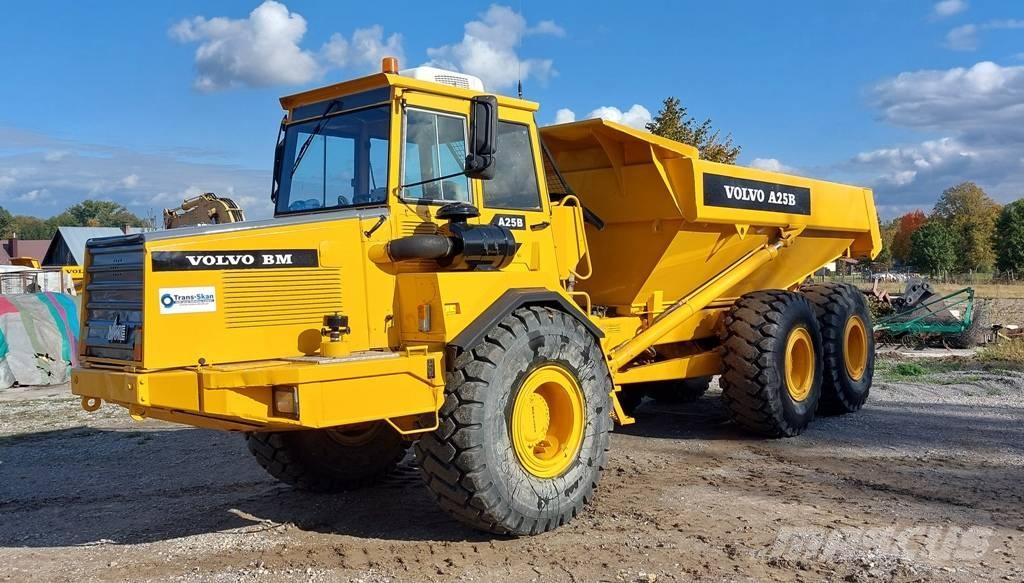 Volvo A 25 B , A 25 C Dumper - Knickgelenk