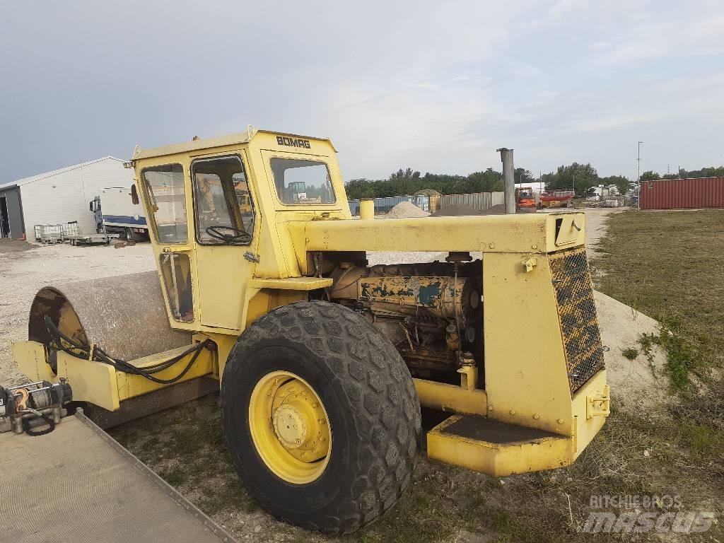 Bomag BW 212 D Erdbauwalzen