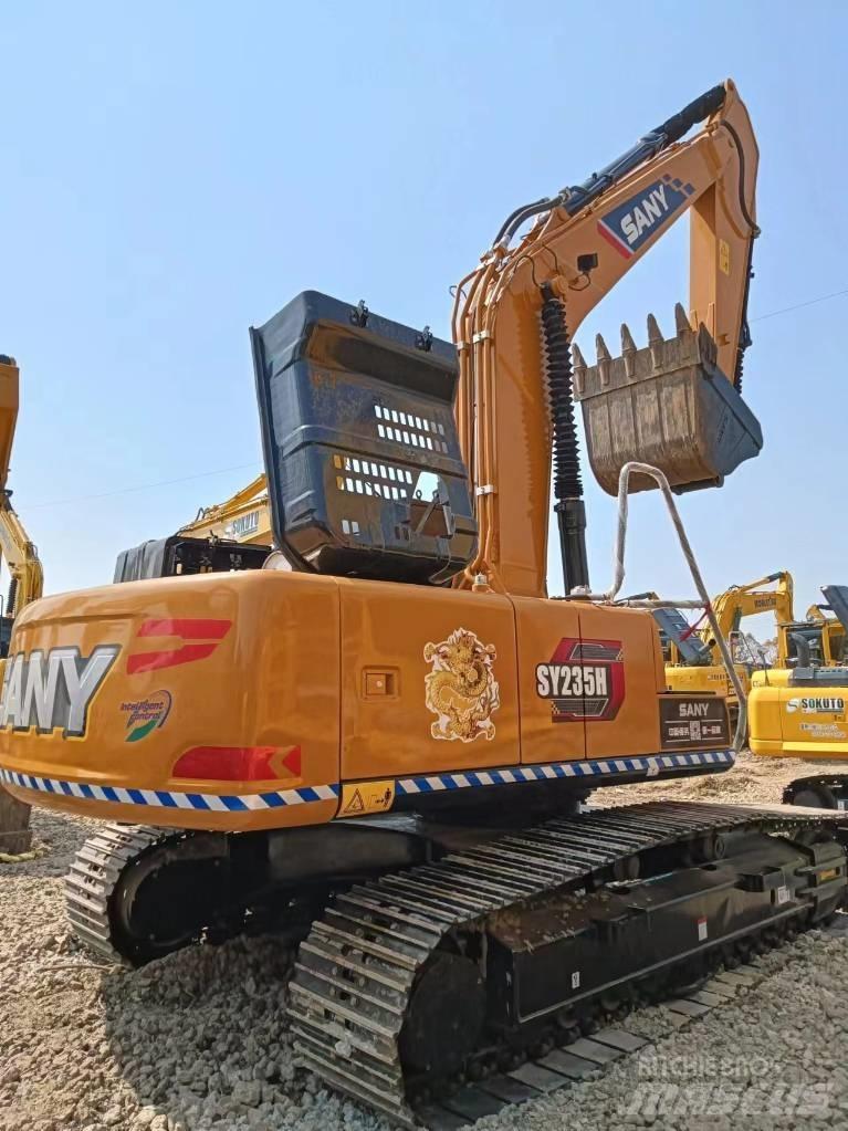 Sany SY 235 C Raupenbagger