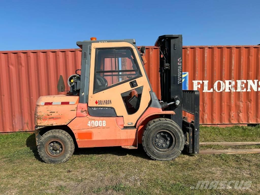 Toyota 7 FGU 45 Andere Gabelstapler