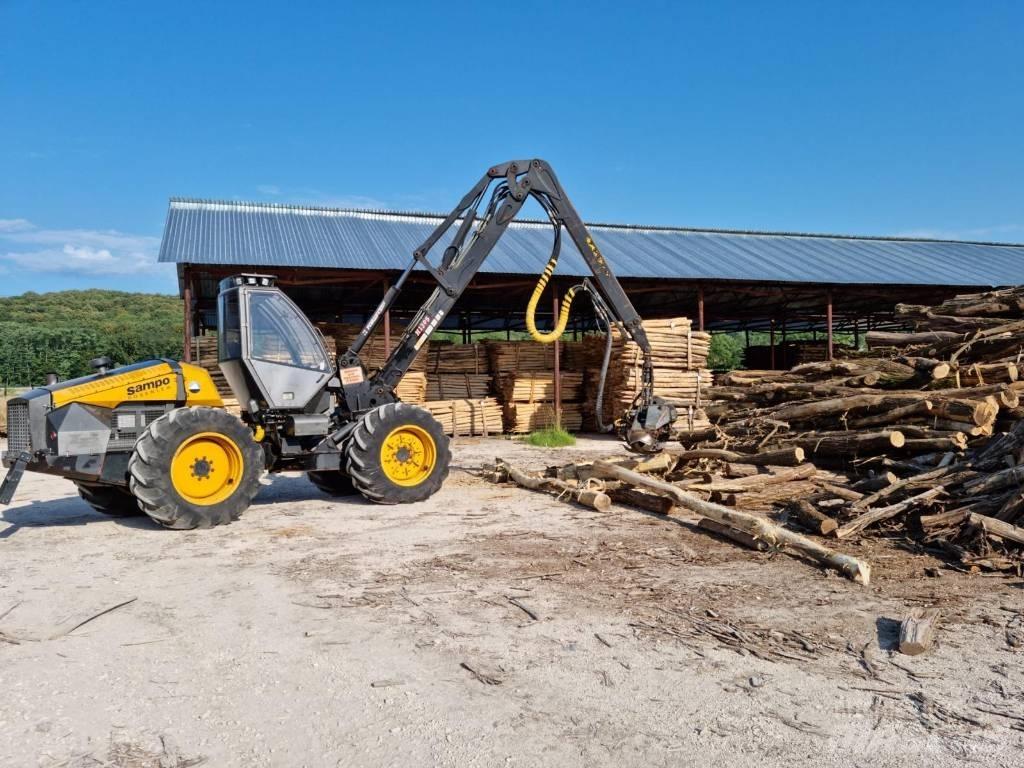 Sampo-Rosenlew 1066 Harvester