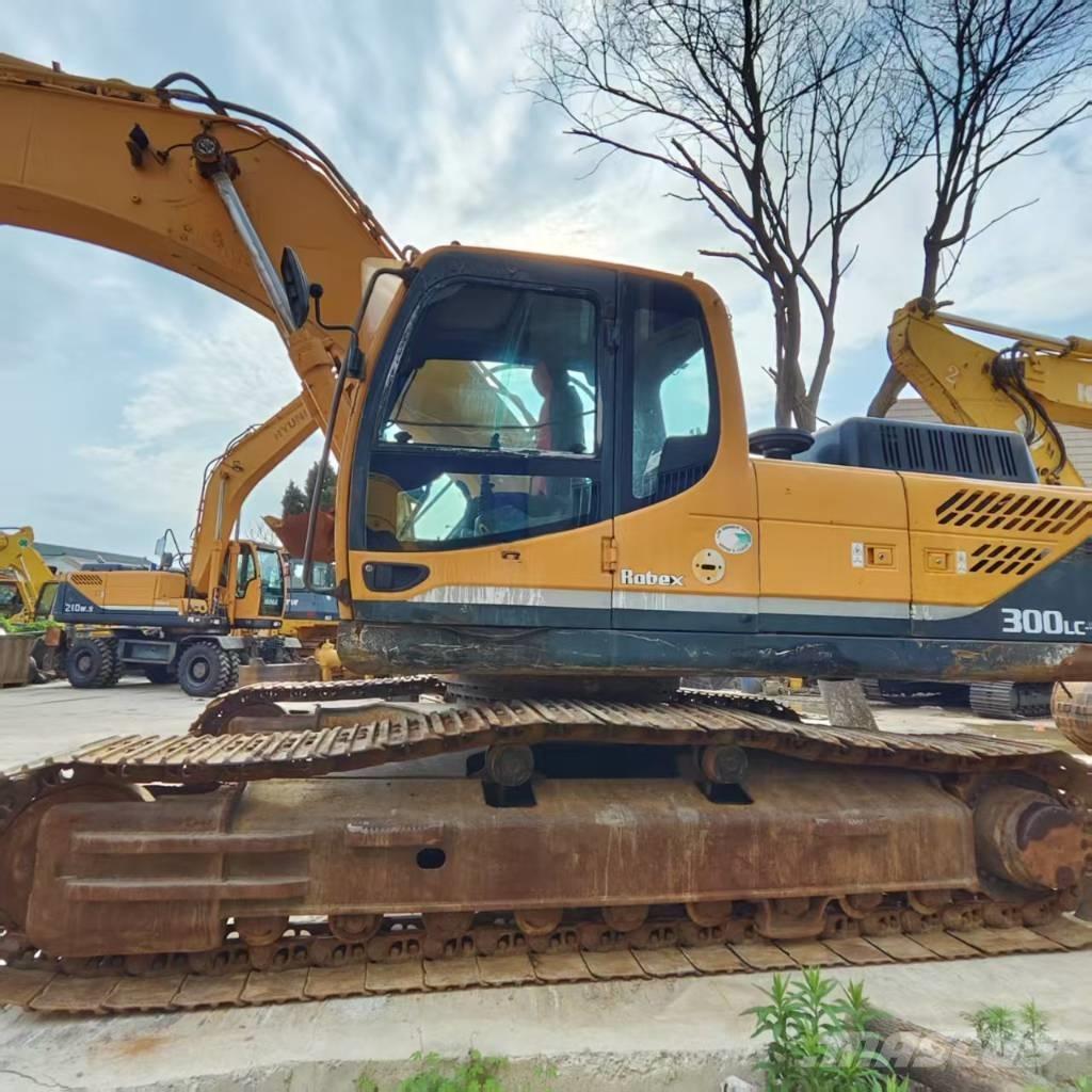 Hyundai R300LC Raupenbagger