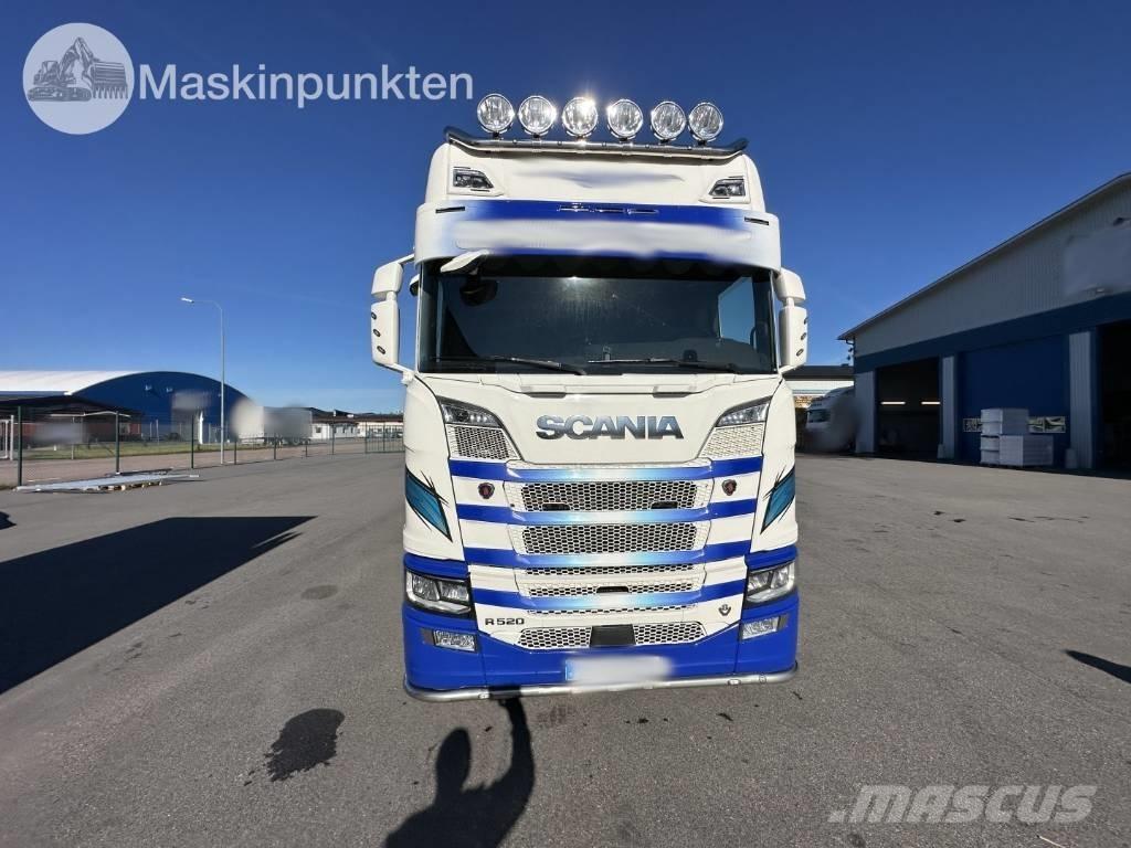 Scania R 520 Kastenaufbau