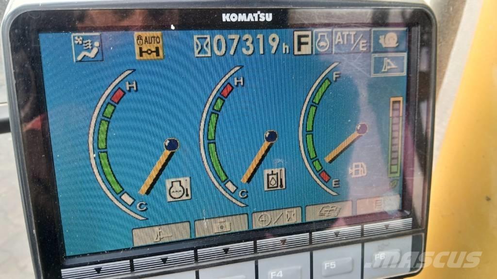 Komatsu PW 148-8 Mobilbagger