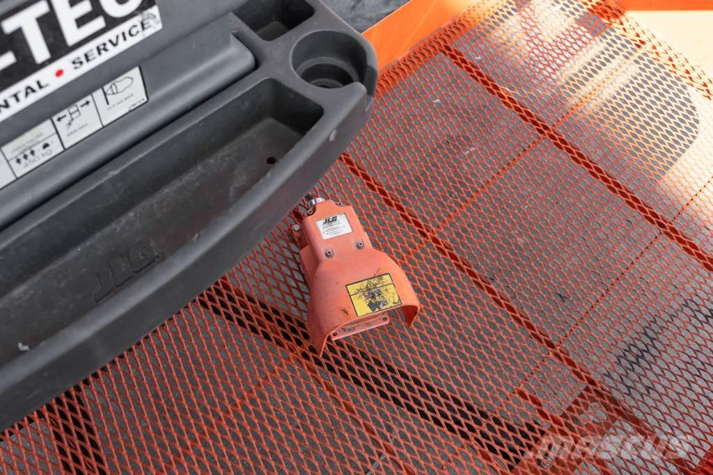 JLG 1350 SJP Teleskopbühnen