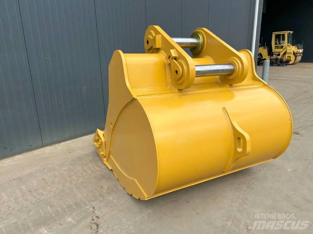 CAT 349D - UB Schaufeln