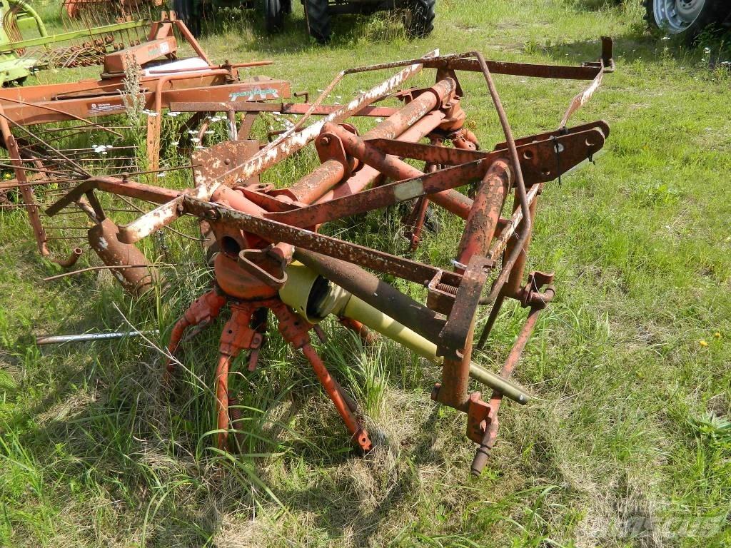 Kuhn 3.2 Kreiselheuer/-wender