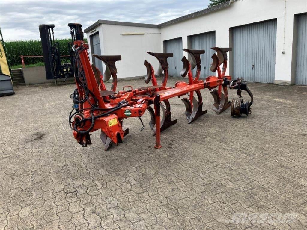 Kuhn Varimaster Konventionelle Pflüge