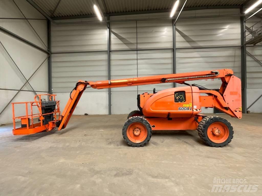 JLG 600 AJ Gelenkteleskoparbeitsbühnen