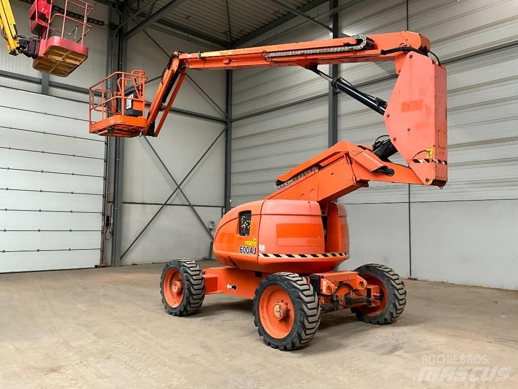 JLG 600 AJ Gelenkteleskoparbeitsbühnen