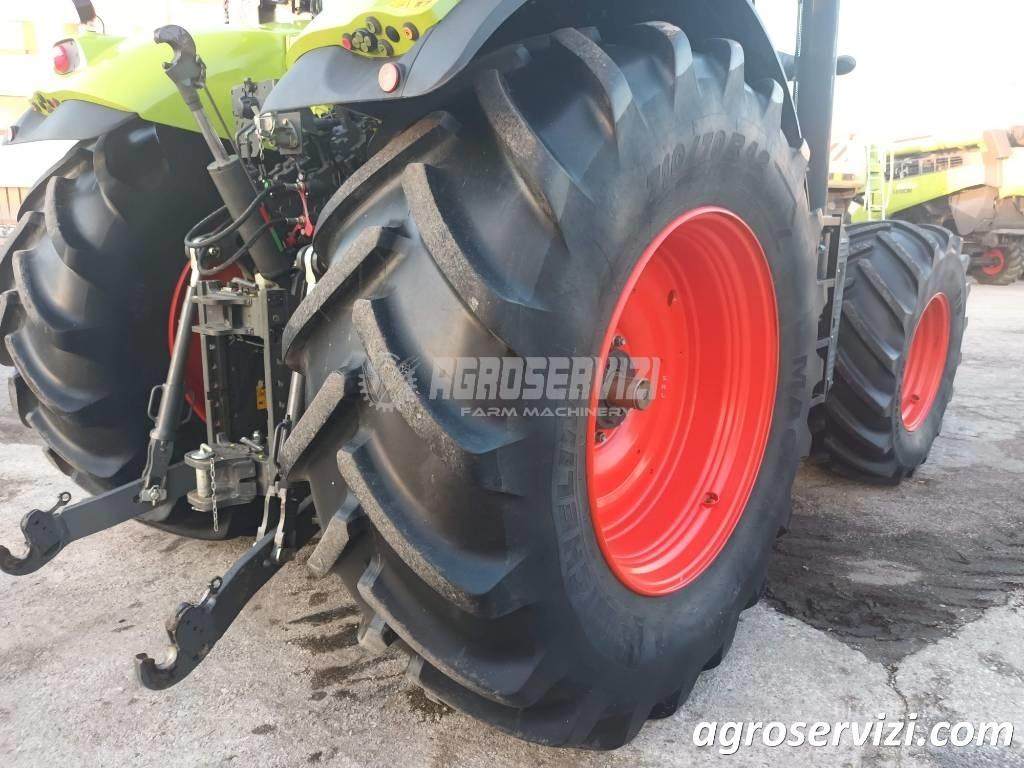CLAAS Axion 830 Traktoren