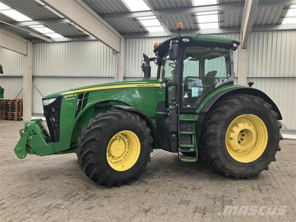 John Deere 8295R Traktoren