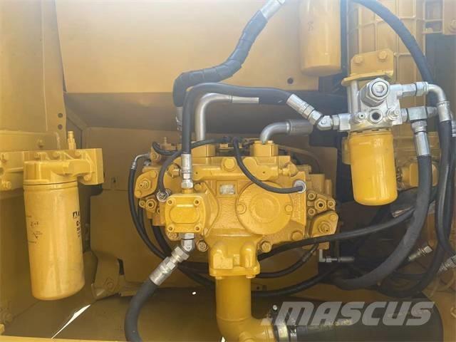 CAT 320D2 Raupenbagger