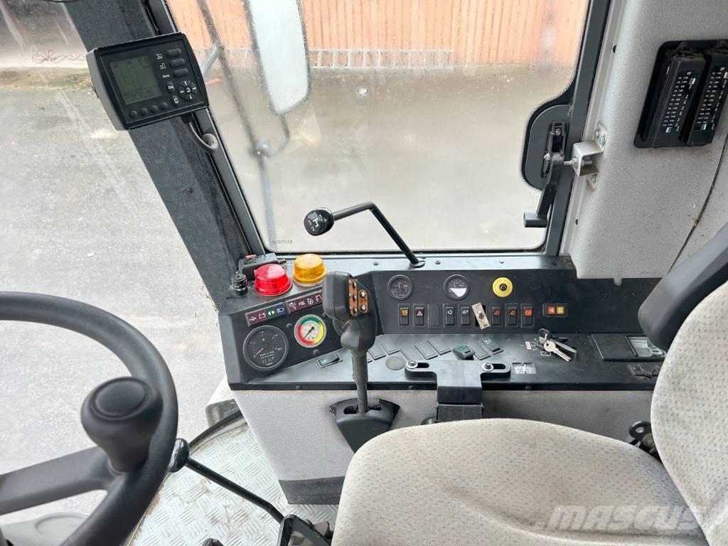 Sampo Rosenlew 2095 Mähdrescher