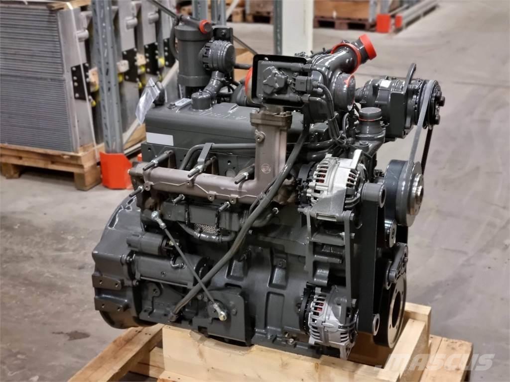 Komatsu 49 AWF Motoren