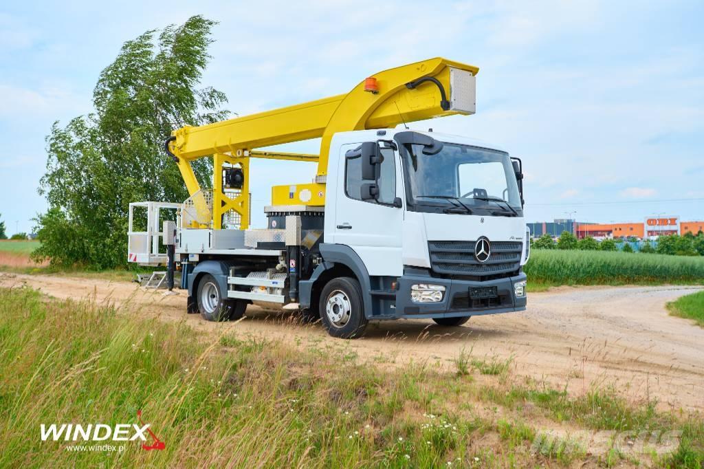 Palfinger P 300 KS LKW-Arbeitsbühnen