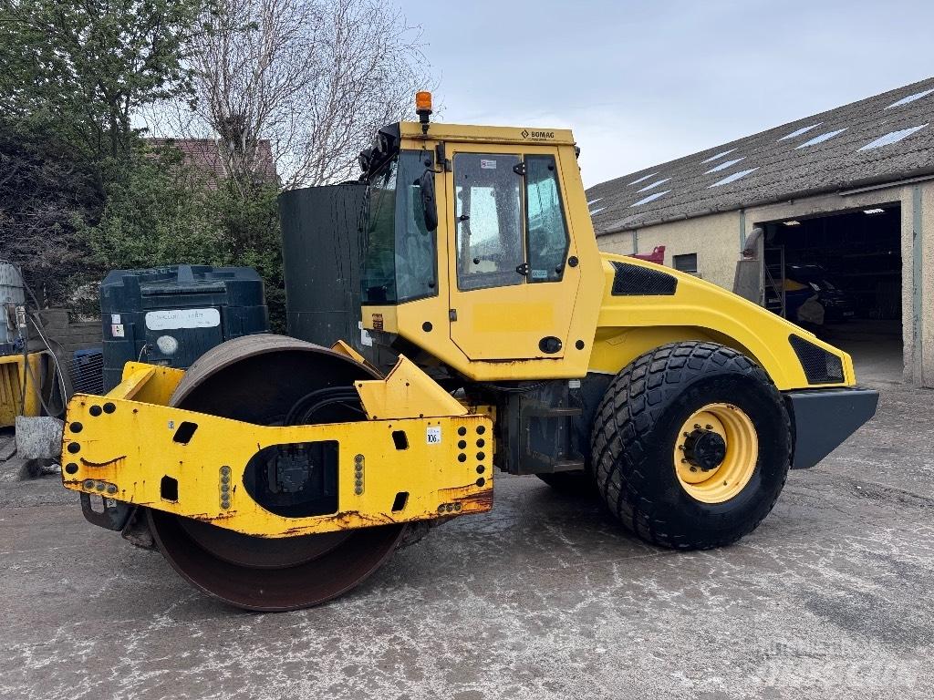 Bomag BW 213 D H-4 Walzenzüge