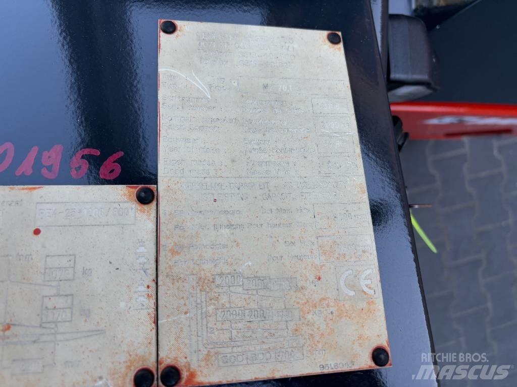 Moffett M2 20.1 Diesel Stapler