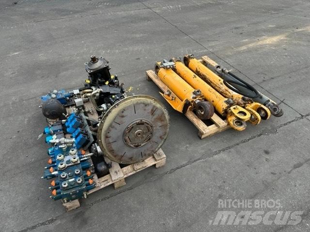 Liebherr L 538 Hydraulik