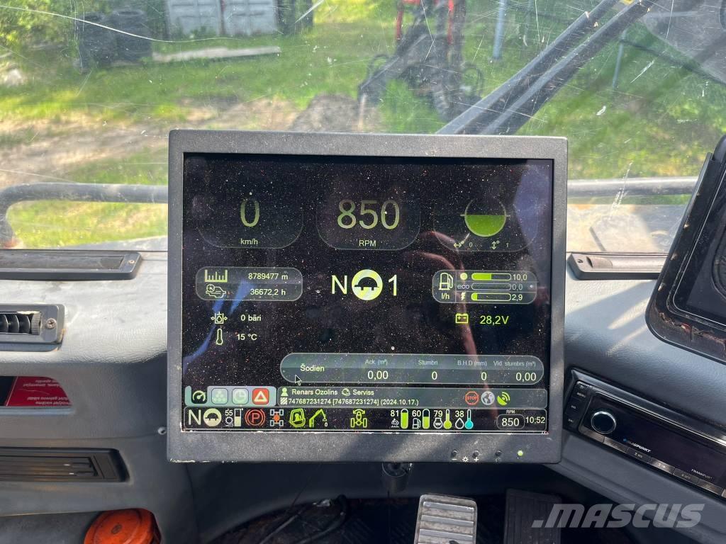 Komatsu 931.1 Harvester