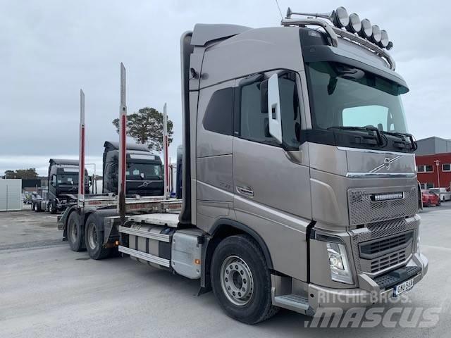 Volvo FH 750 Holzfahrzeuge