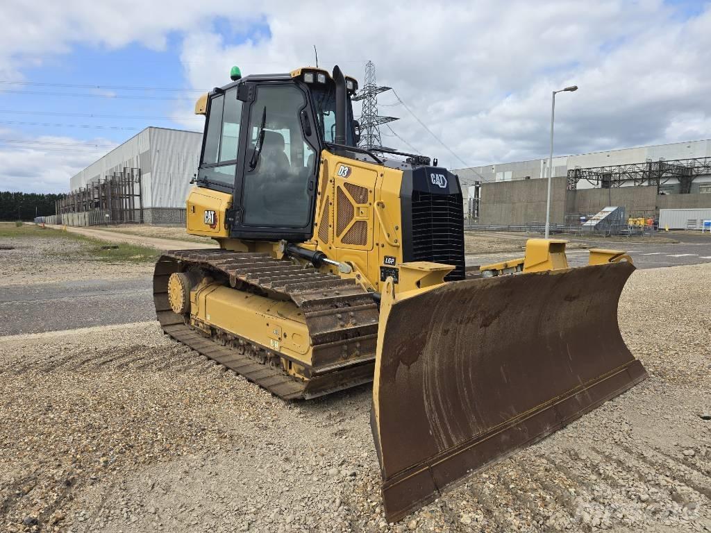 CAT D 3 LGP Bulldozer