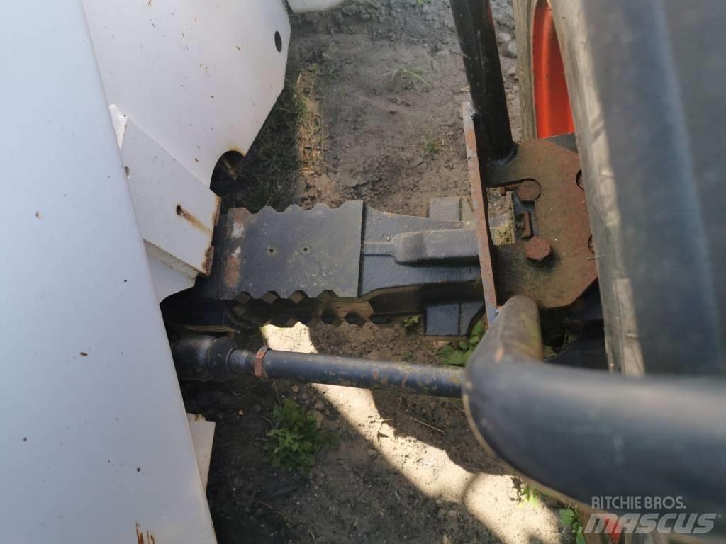 Bobcat T40140 2002r Baggerlader