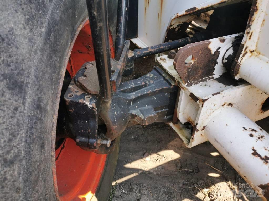 Bobcat T40140 2002r Baggerlader
