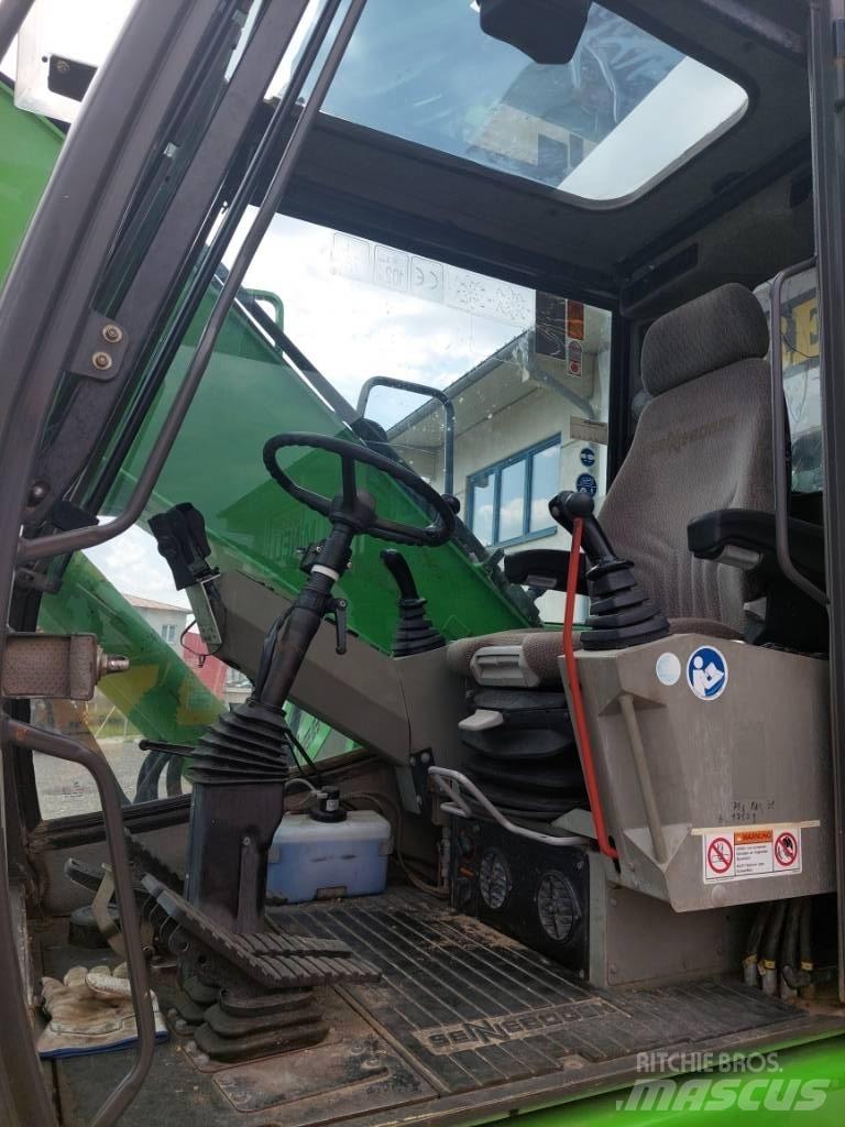 Sennebogen 821 M Materialumschlag