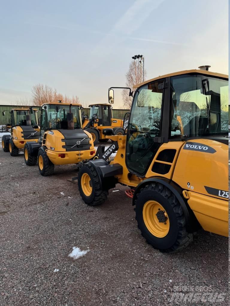 Volvo L 25 F Radlader