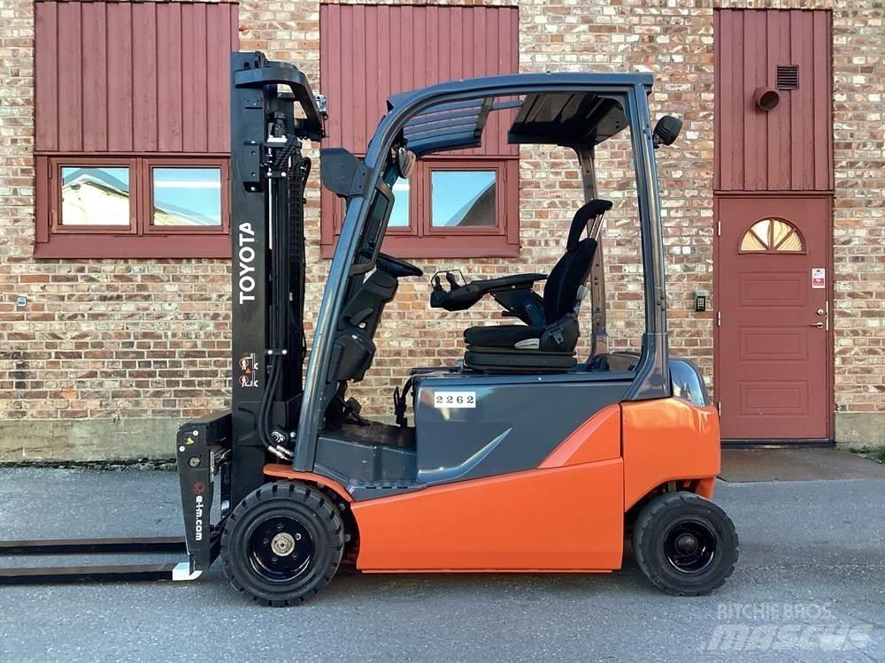 Toyota 8FBM20T Elektro Stapler