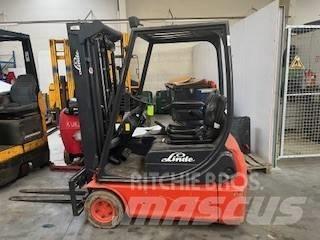Linde E 14-02 Elektro Stapler