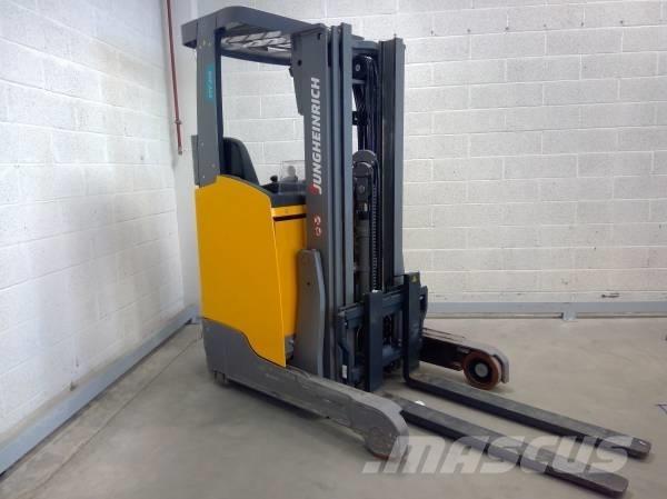 Jungheinrich ETV 210 Schubmaststapler